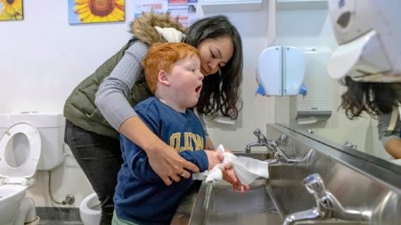 ABA Terapisi ile Tuvalet, Yemek ve Günlük Yaşam Becerileri