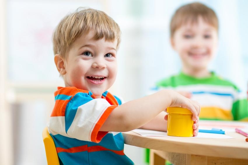 Otizmde Rutin Nedir? Önemi ve Ailelere Öneriler